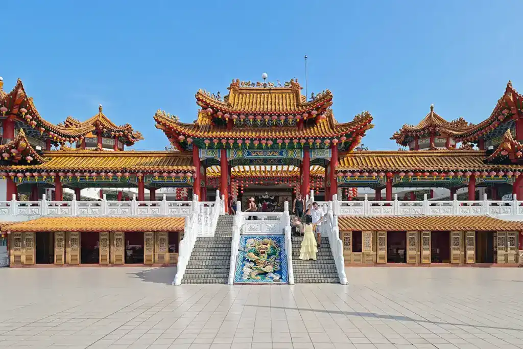 Thean Hou Temple in Kuala Lumpur with its colourful rooftops and traditional Chinese architecture, a popular cultural landmark for visitors exploring the city.